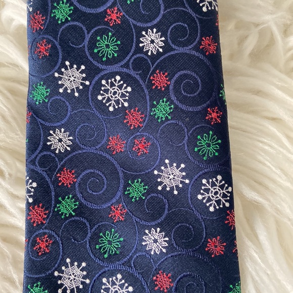 Holiday Tradition Man Tie brand new perfect for upcoming Christmas Party - Picture 10 of 13